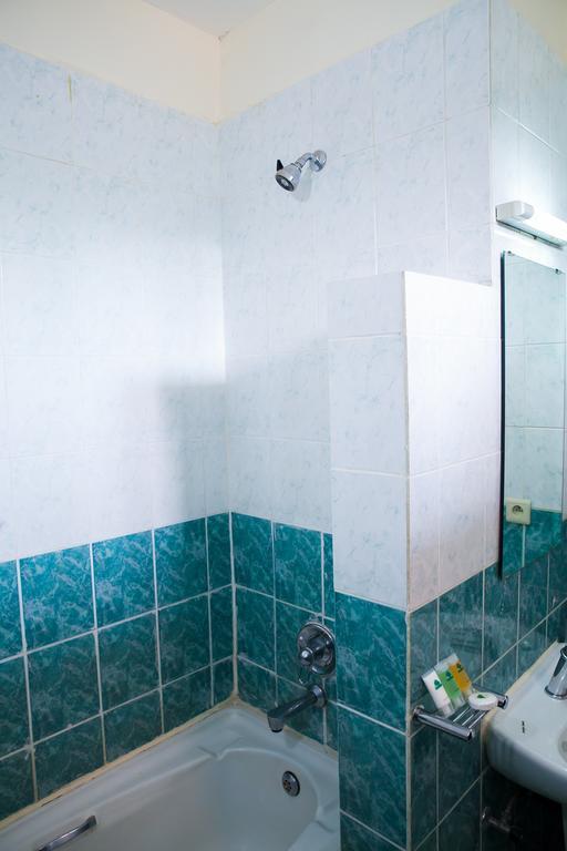 Gorillas City Centre Hotel Kigali Værelse billede