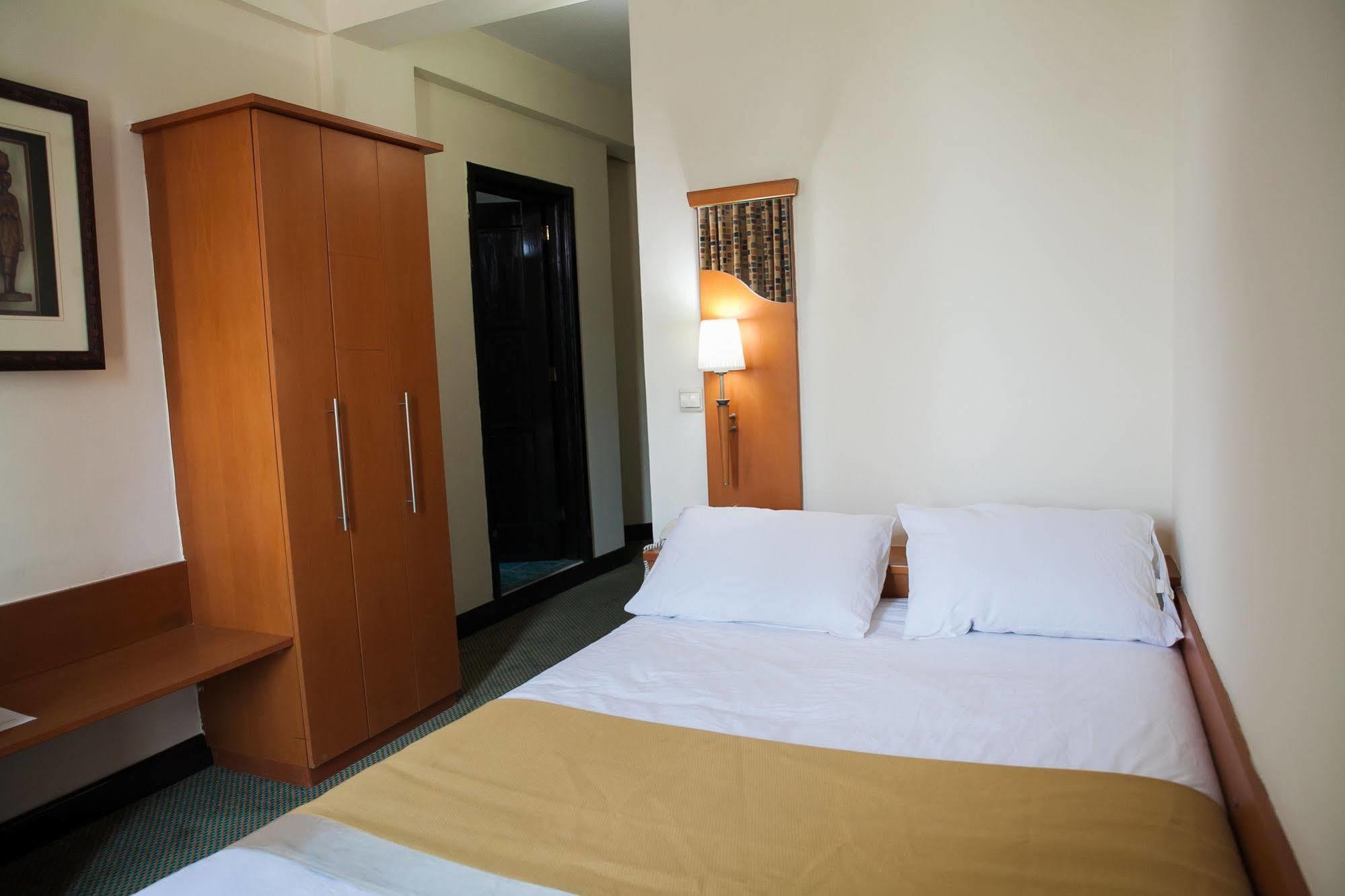 Gorillas City Centre Hotel Kigali Eksteriør billede