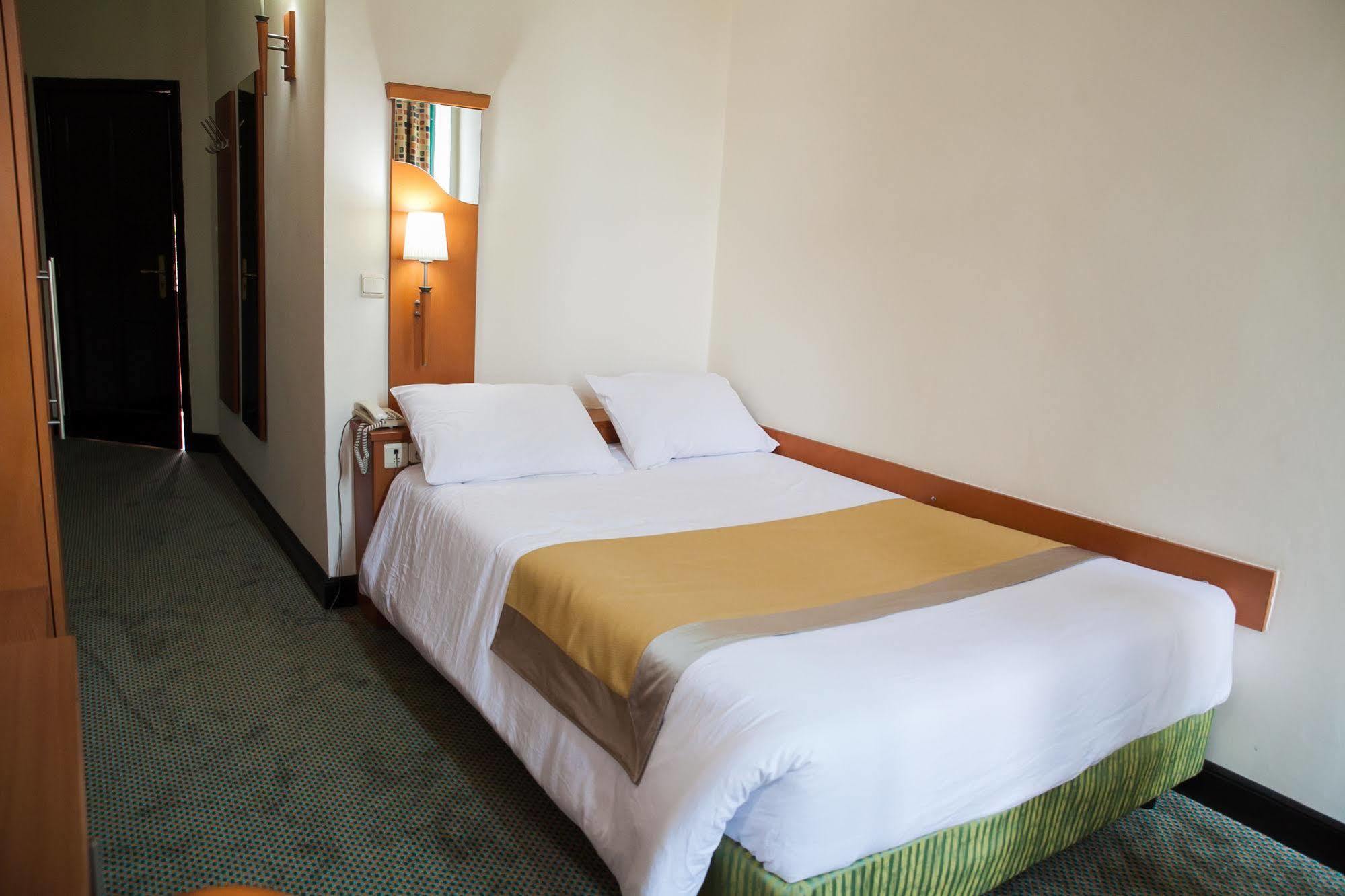 Gorillas City Centre Hotel Kigali Eksteriør billede